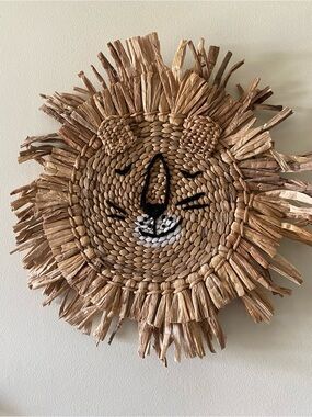 Pillowfort Lion Decor